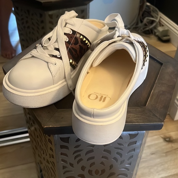 💎1 hour sale. JLO, slip on sneakers, leopard & metallic stud detail - Picture 9 of 9